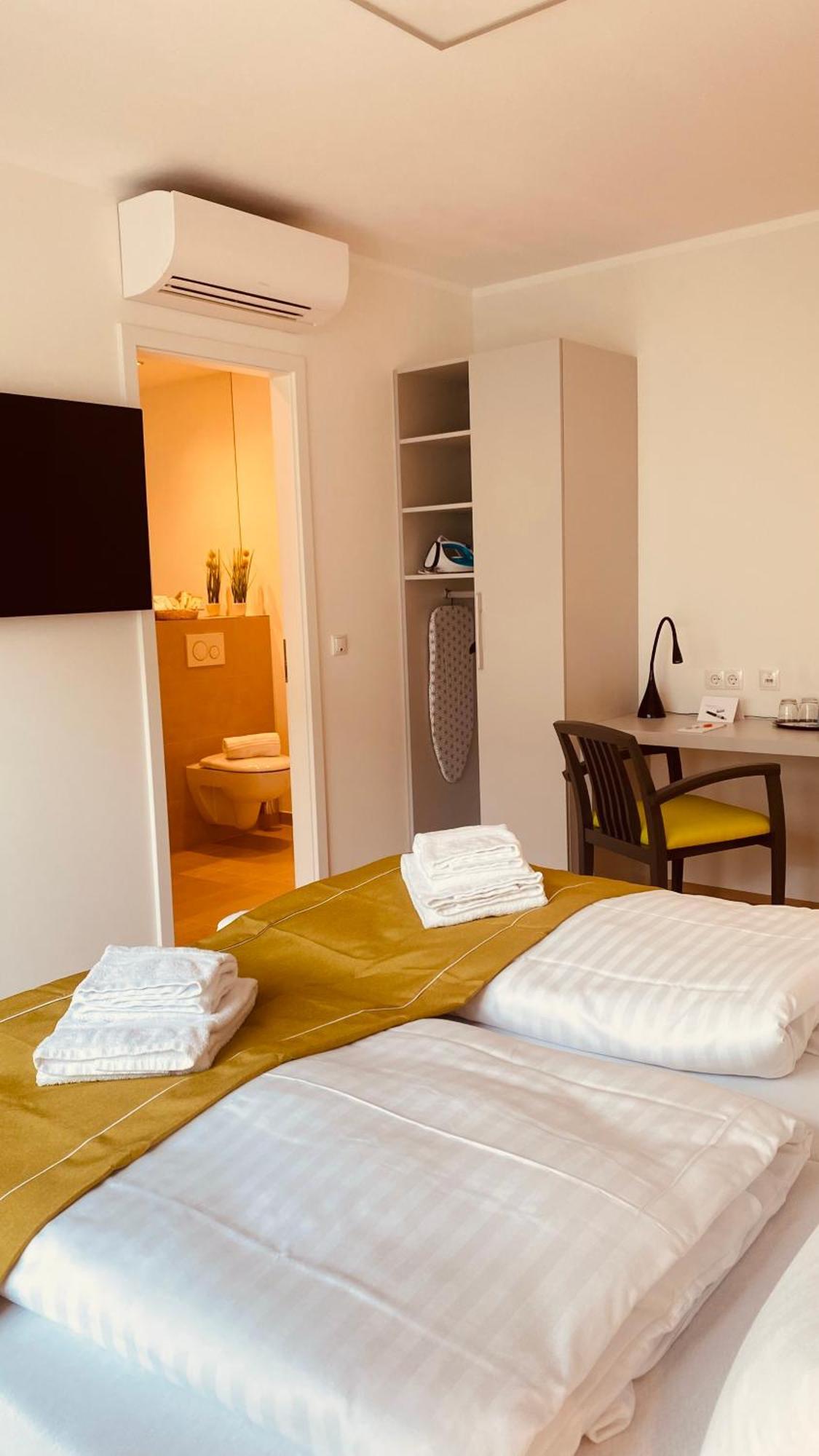 Grosse Linde Hotel Karlsruhe